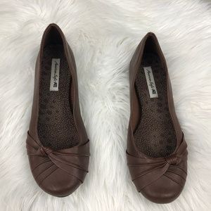 American Eagle Ballerina Round Toe Flats Size 7